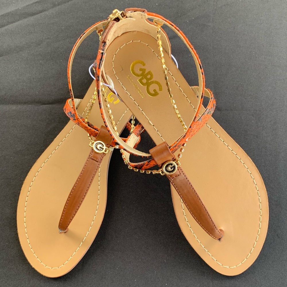GBG WOMAN SANDALS NWOT